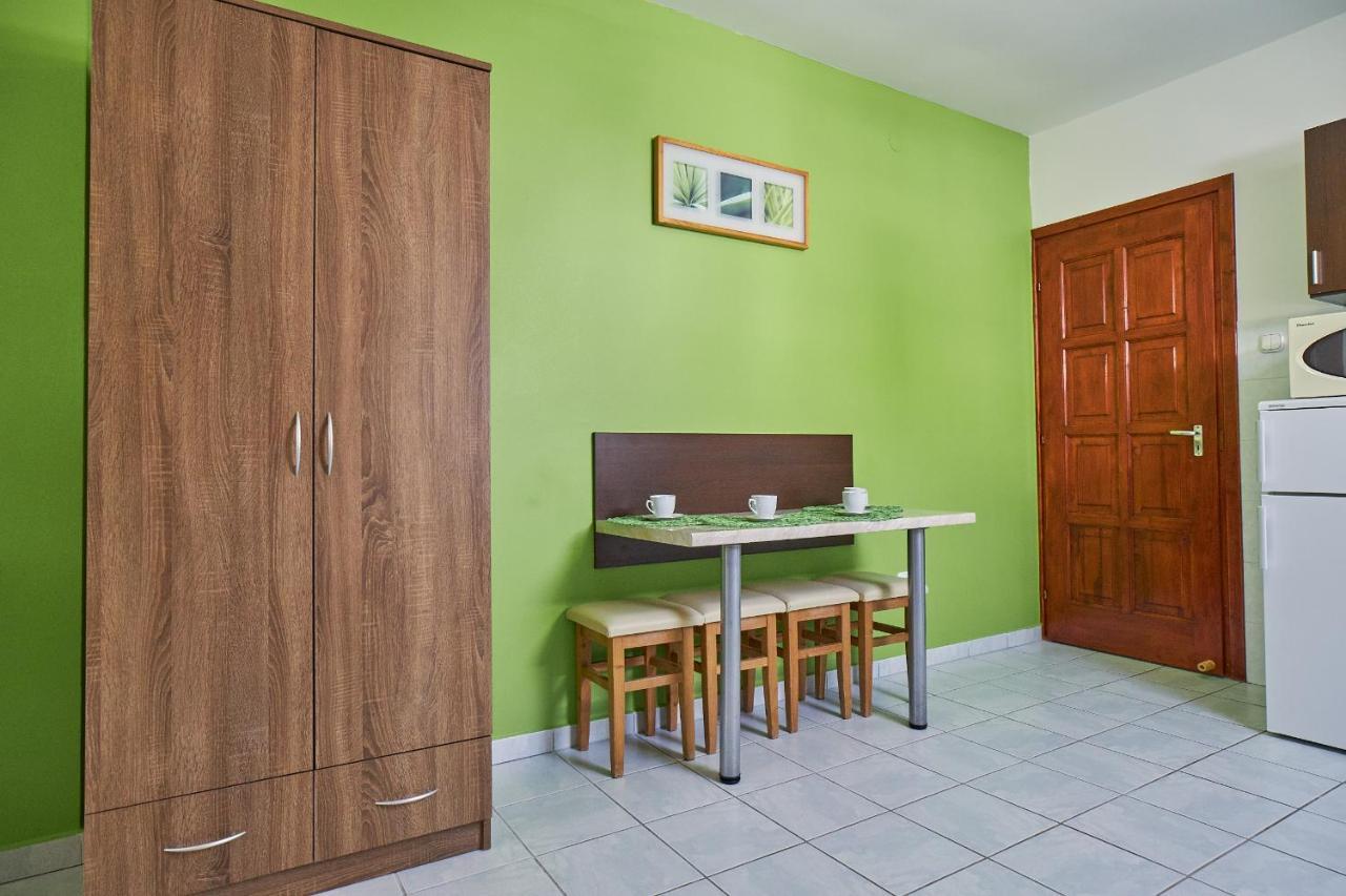 Amulett Studios Apartment Hajduszoboszlo Exterior photo